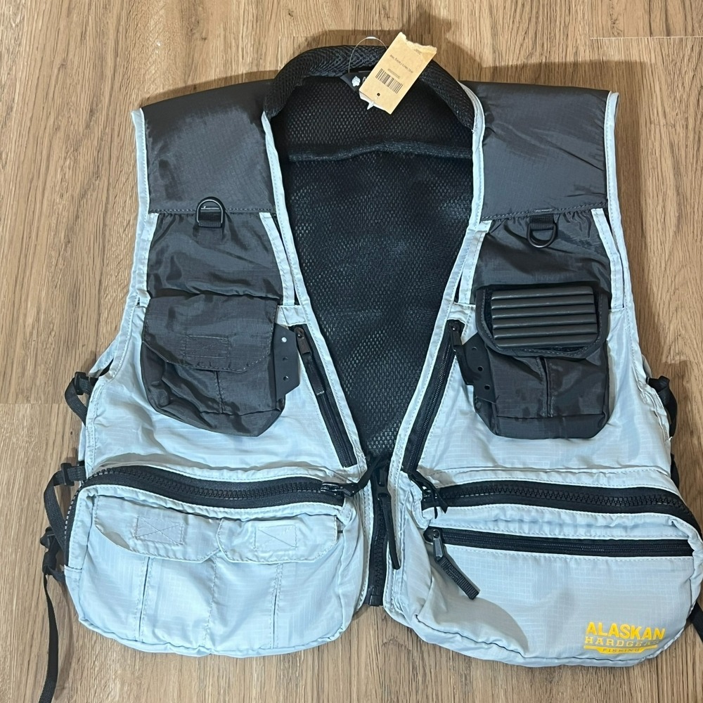 NWT‎ Alaskan Hardgear AKHG M/L Performance Fishing Vest